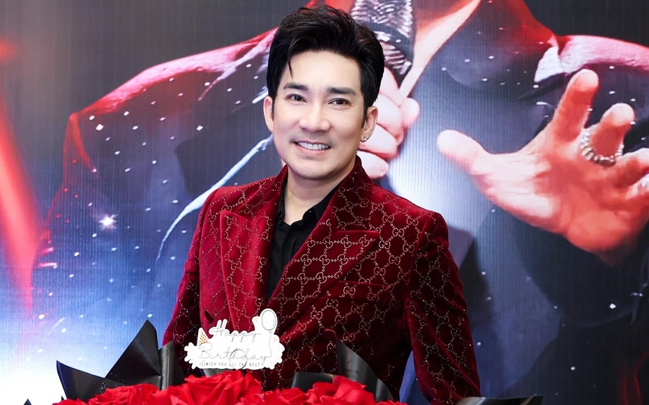 Nam ca sĩ 8X đón tuổi 45: Học cách buông bỏ để tận hưởng những điều ý nghĩa