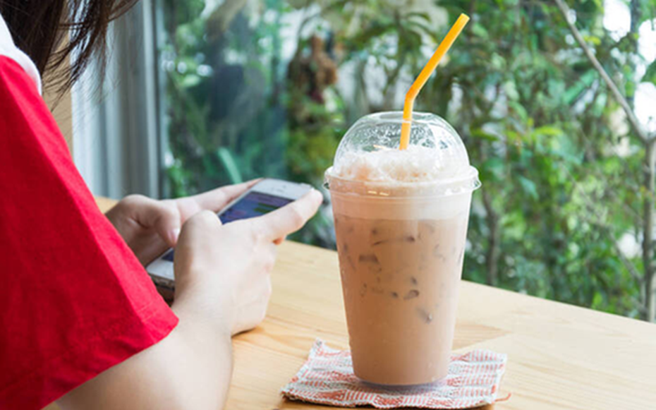 Thứ "nước hại gan" âm thầm hơn cả rượu bia mà rất nhiều người đang uống mỗi ngày