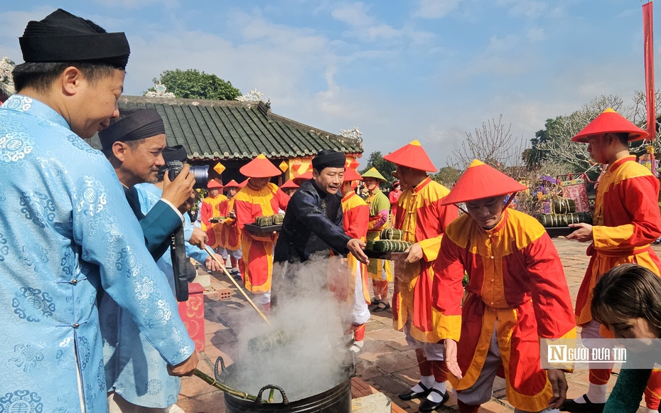 Tết cổ truyền trong Hoàng cung Huế xưa và nay có gì đặc biệt?