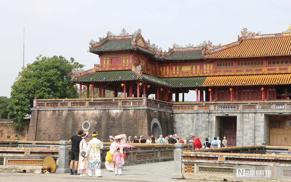 Huế khai mở sức mạnh ngành công nghiệp không khói  (1): Nhìn thẳng hạn chế để bứt phá