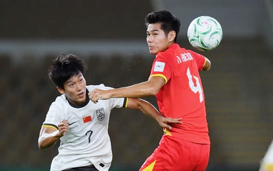 Thông tin mới liên quan tình hình trung vệ Hiểu Minh