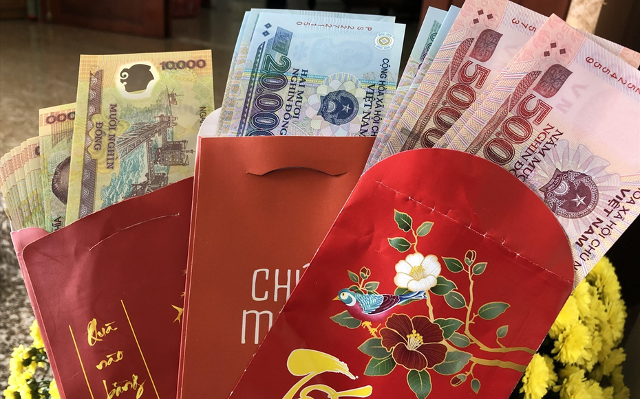 Tự ý "giữ hộ" tiền lì xì của con mà không trả cha mẹ có thể bị phạt tới 30 triệu đồng