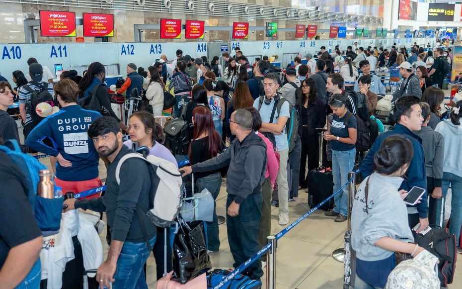 Vé máy bay Tết 2026 “nóng” sớm: Nhiều đường bay kín chỗ 100%