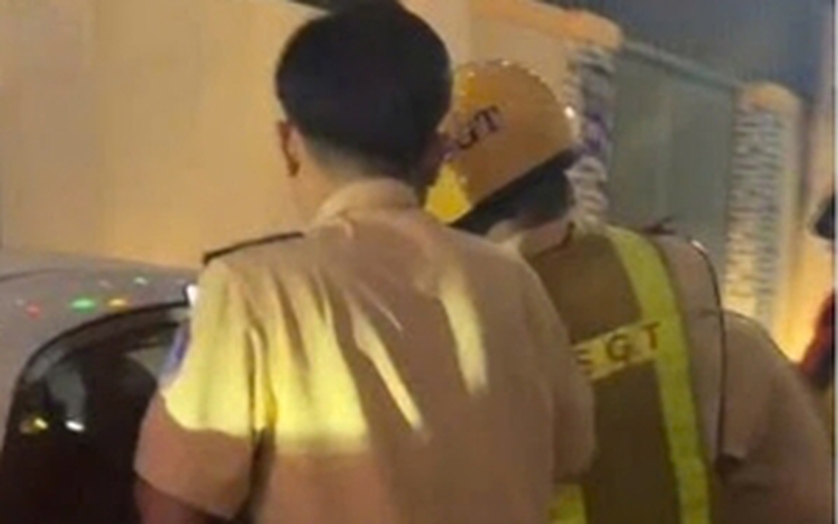 Say xỉn,người đàn ông 30 tuổi lấy xe ôtô của người khác rồi lái bỏ chạy