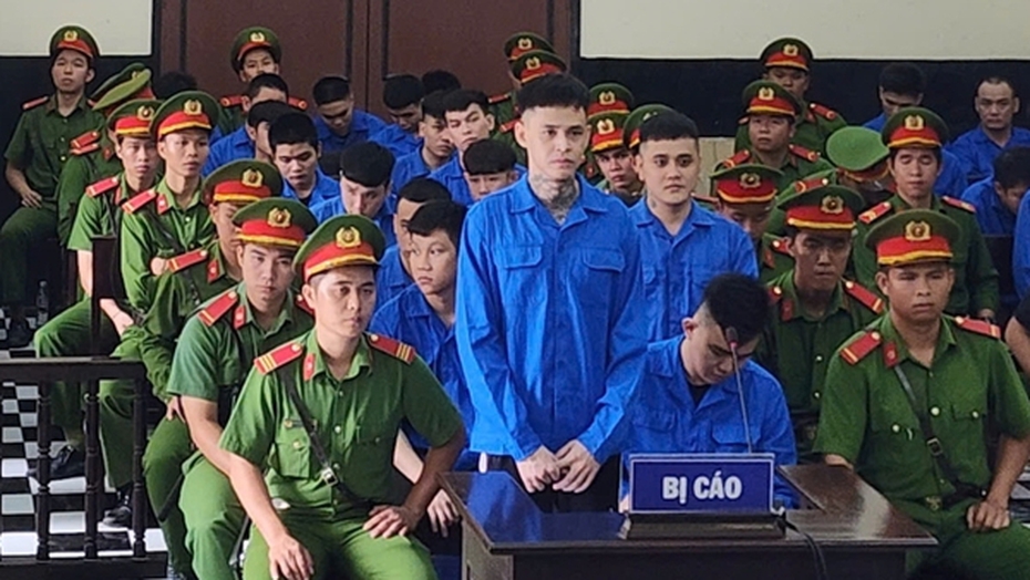 Mâu thuẫn chi phí xăm hình, nhóm đối tượng dùng súng hỗn chiến và kết cục "đắng chát"