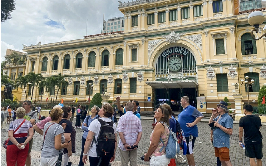 Lần đầu tiên du lịch Việt Nam đạt được cột mốc ấn tượng với lượng khách quốc tế cao kỷ lục