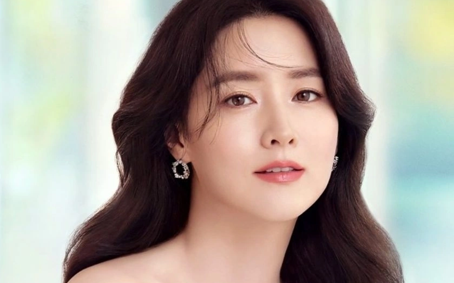 "Nàng Dae Jang Geum" tuổi 55: Nhan sắc trẻ trung, hôn nhân viên mãn bên chồng đại gia hơn 20 tuổi
