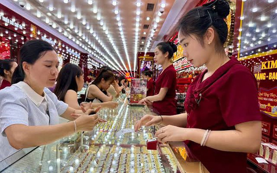 Giá vàng chiều nay (20/10): Đảo chiều tăng mạnh