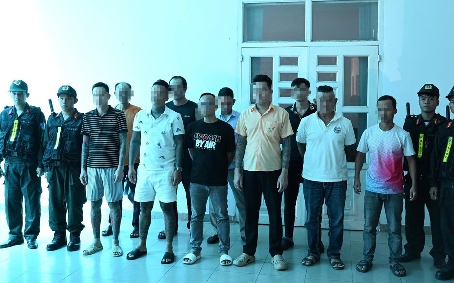 Khởi tố 20 bị can trong vụ nhóm "Cọp đen" làm phim bạo lực