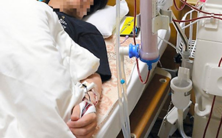 Bé trai 14 tuổi đã suy thận, bác sĩ cảnh báo 3 món quen thuộc "vạn người mê"