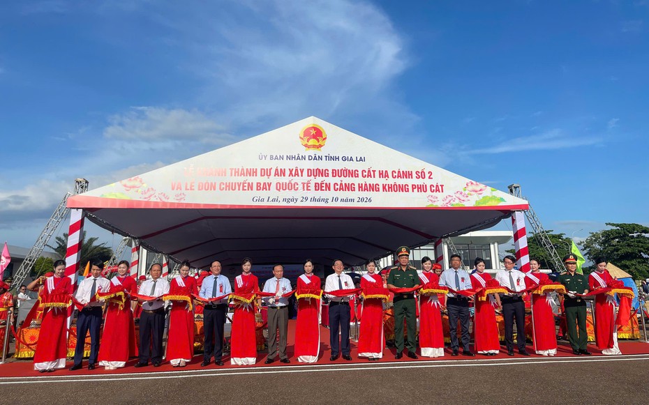 Gia Lai khánh thành đường băng hơn 3.200 tỷ đồng