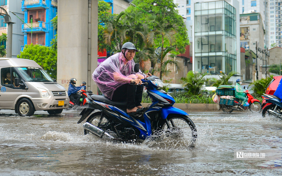 Miền Trung sắp có mưa to dồn dập, tâm điểm ở đâu?