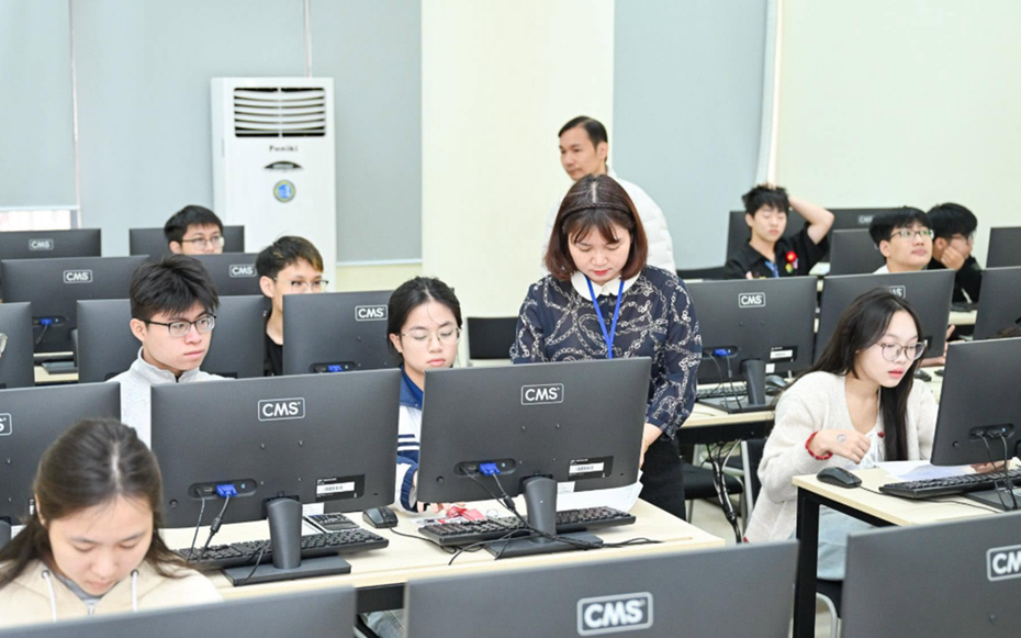 Đại học Bách khoa công bố lịch thi đánh giá tư duy TSA năm 2027