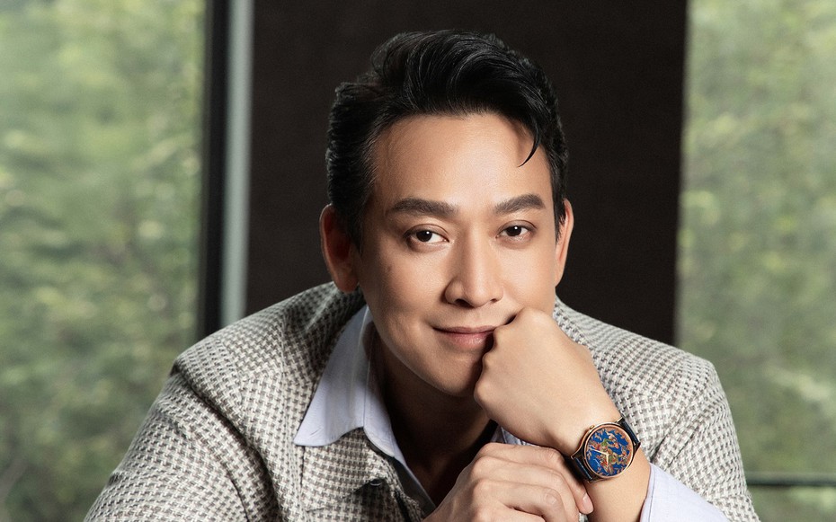 "Quý ông độc thân" Hứa Vĩ Văn, phong độ ngời ngời ở tuổi 46