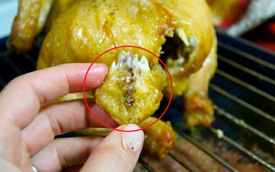 Bộ phận "vừa bẩn vừa độc" của con gà, nhiều người không biết tưởng đại bổ