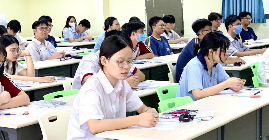 Không thi đánh giá năng lực, thí sinh liệu có “cửa” vào ĐH Khoa học Xã hội và Nhân văn Tp.HCM?