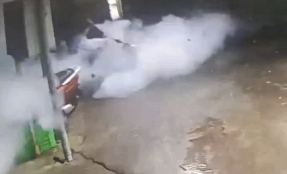 Đang bơm nước rửa lưới phơi cá, bất ngờ có tiếng nổ lớn 3 người thương vong