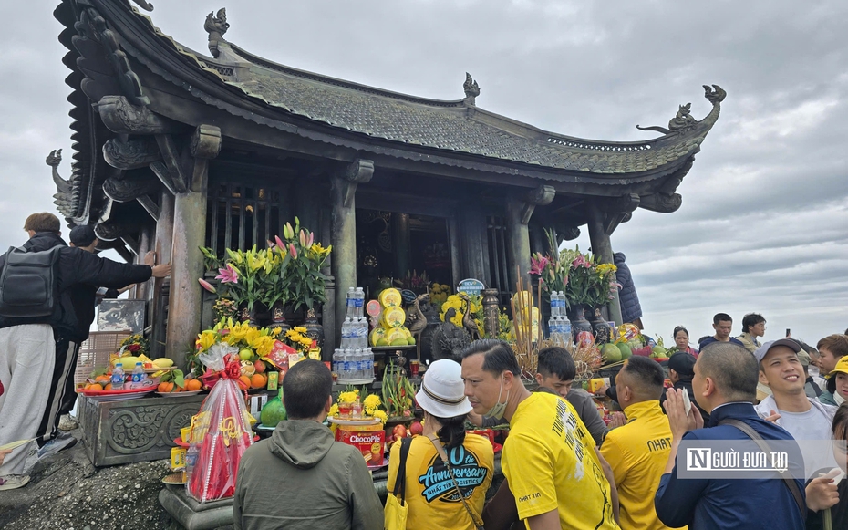 Hàng vạn tín đồ về khai hội Xuân Yên Tử 2026