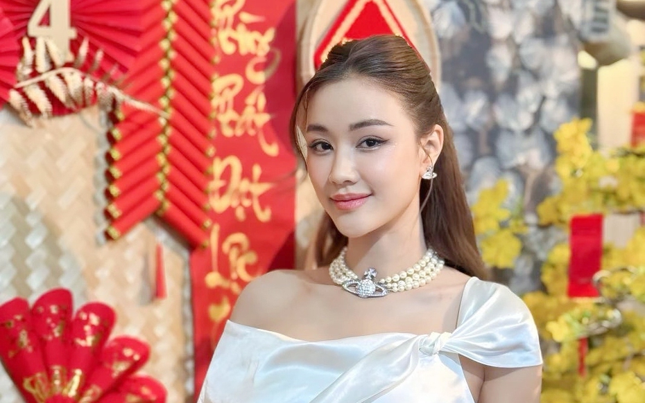 Nữ diễn viên là doanh nhân xinh đẹp trong “Không giới hạn”, U40 làm mẹ đơn thân