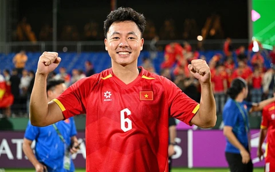 Phút "rùng mình" vì chấn thương nặng của người hùng U23 Việt Nam