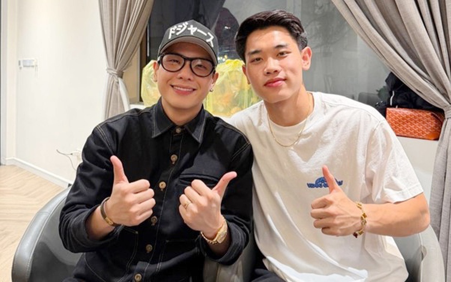 Nam ca sĩ nổi tiếng bất ngờ gây sốt khi chung khung hình với Đình Bắc