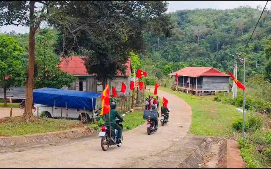 Từ đồn biên phòng đến thôn bản: Chung tay chuẩn bị cho ngày hội bầu cử