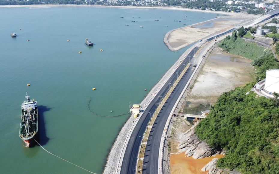 Siêu cảng mới của Đà Nẵng rơi vào tay ai?