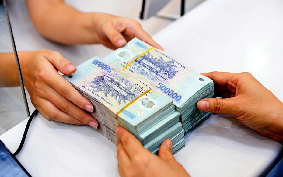 Hộ kinh doanh tính thuế thế nào nếu doanh thu 2026 khác với nhóm nộp thuế năm 2025?