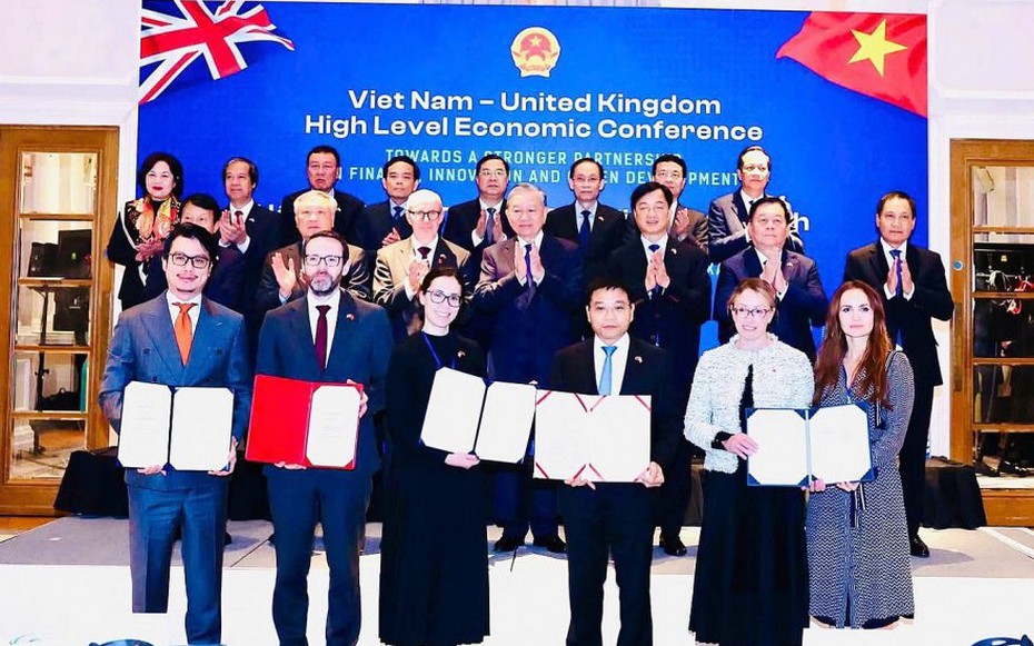 Việt Nam - Anh và Bắc Ireland ký Hiệp định hợp tác và hỗ trợ hành chính lẫn nhau trong lĩnh vực hải quan