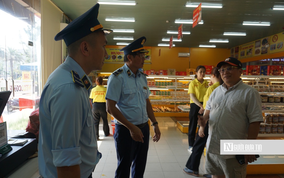 Quản lý thị trường Gia Lai kiểm tra, giám sát các cơ sở kinh doanh phục vụ Năm Du lịch quốc gia