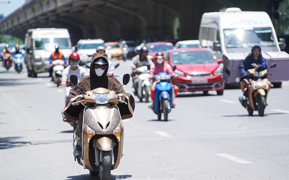 Dự báo thời tiết 28/3: Miền Bắc hạ nhiệt kèm mưa dông trước khi nắng nóng bùng phát diện rộng