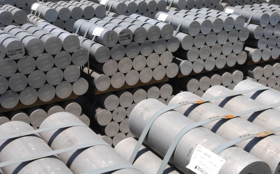 Rủi ro địa chính trị phủ bóng lên chuỗi cung ứng nhôm toàn cầu