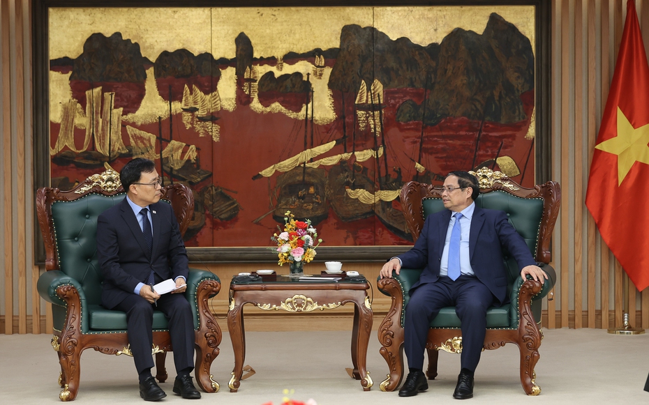 Thủ tướng đề nghị Hàn Quốc chia sẻ kinh nghiệm quản trị năng lượng