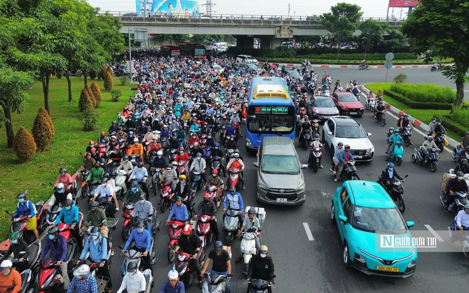 Tp.HCM đề xuất miễn vé xe buýt: Kỳ vọng tạo “cú hích” cho giao thông công cộng