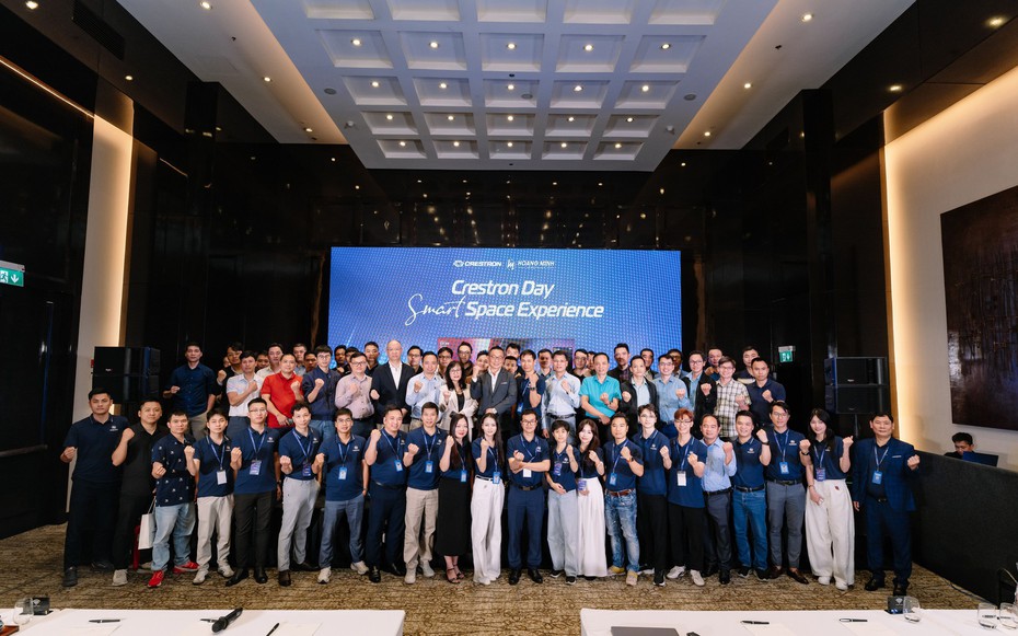Hoàng minh x Crestron tổ chức sự kiện Crestron Day - Nâng tầm trải nghiệm không gian làm việc