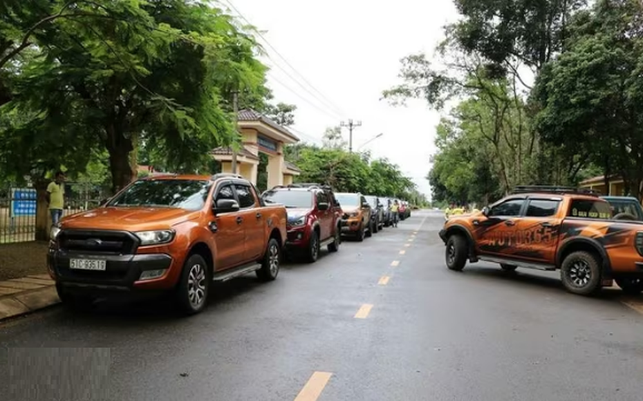 Hà Nội đề xuất “cởi trói” xe bán tải, xe hợp đồng: Có thể lưu thông như ô tô con