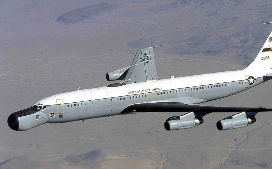 Máy bay bí ẩn nhất thế giới của Mỹ bất ngờ xuất hiện