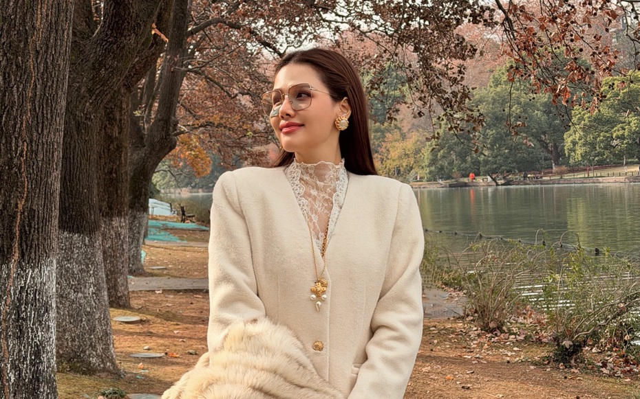 Cuộc sống kín tiếng của "phu nhân hào môn", là mẹ của 2 con, sắc vóc thăng hạng tuổi U40