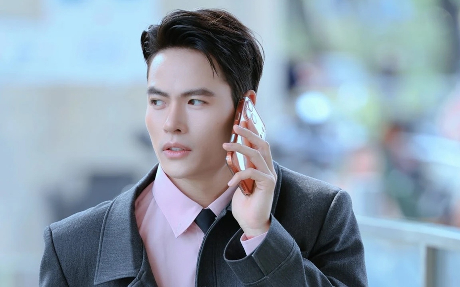 Cú "lên đời" đáng giá sau 10 năm của người đàn ông đang "phủ sóng" rạp Việt