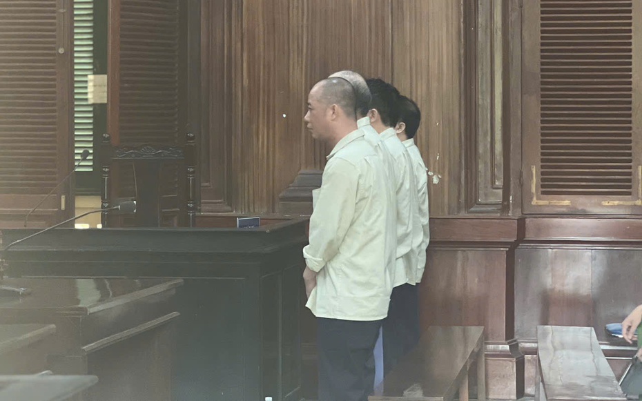 Hàng triệu hộp sữa được nhập lậu nhờ “bôi trơn” hồ sơ