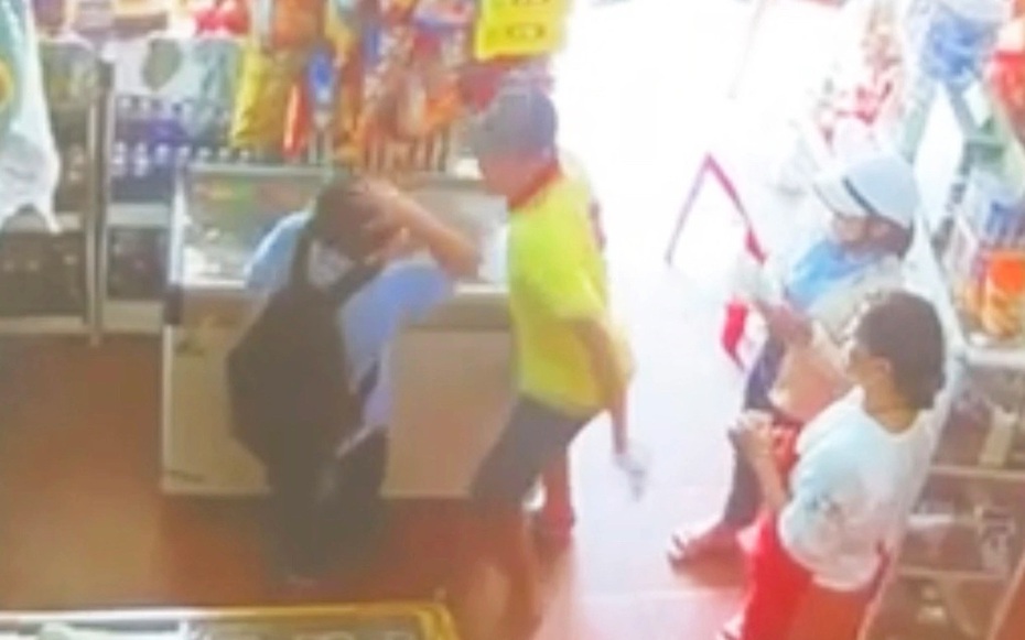 Công an xác minh vụ nam sinh lớp 7 bị người đàn ông tấn công khi từ chối mua hàng