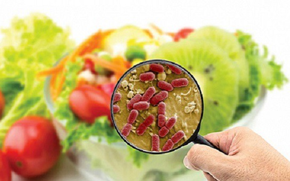 Thông tin mới nhất 27 học sinh nhập viện nghi do ngộ độc thực phẩm
