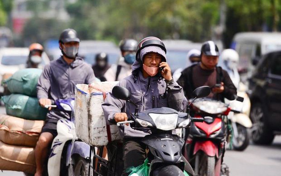 Nắng nóng gay gắt ở Hà Nội bao giờ chấm dứt?