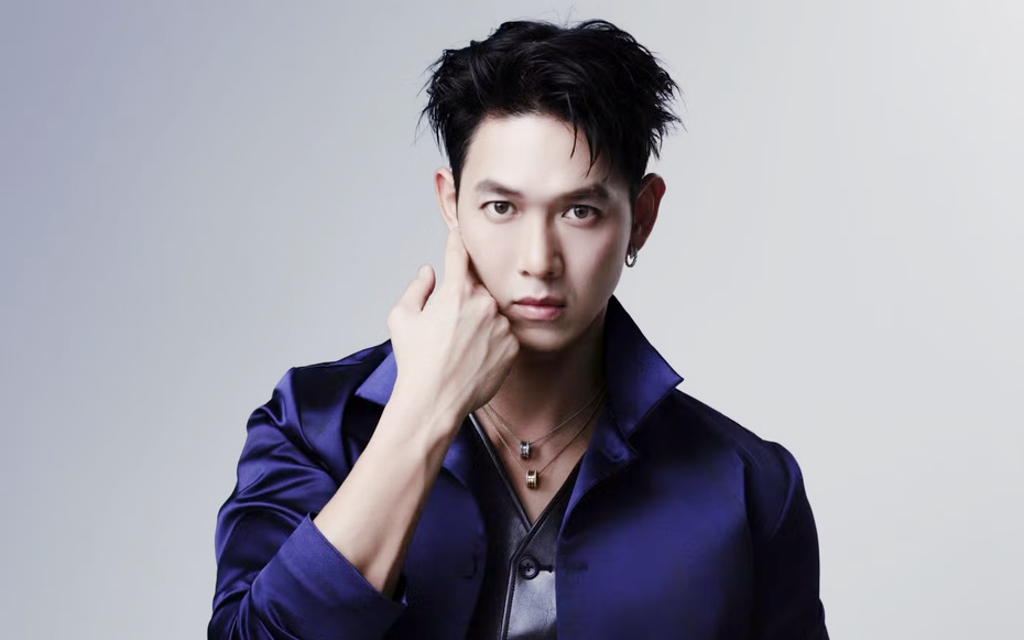 Cú "lột xác" ngỡ ngàng của "mỹ nam trăm tỷ" tham gia Tinh hà say hi