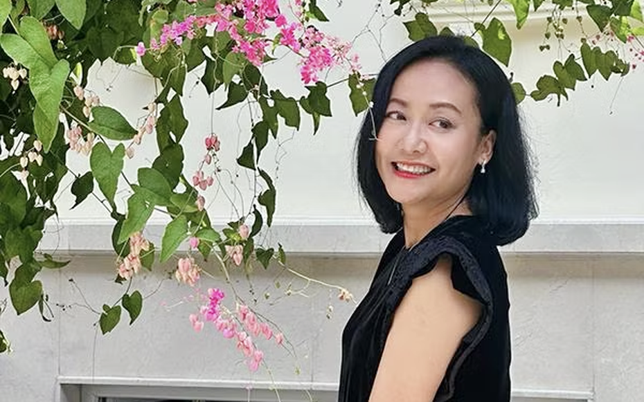 Nữ diễn viên Hồng Ánh sau biến cố sức khỏe, tuổi U50 lạc quan viên mãn bên chồng CEO