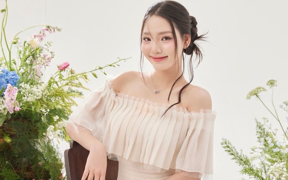 Nhan sắc tuổi 18 của mỹ nhân đóng liên tiếp 3 phim trăm tỷ
