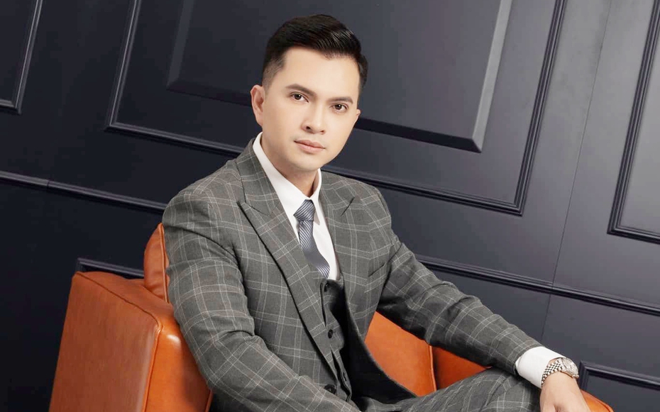 Sự nghiệp 20 năm với chỉ 1 bản hít của nam ca sĩ leo top tìm kiếm trên MXH