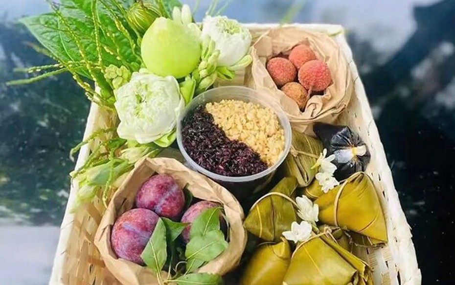 Cúng Tết Đoan ngọ 2026: Chọn đúng giờ đẹp để cầu bình an, "đón" tài lộc cho cả gia đình