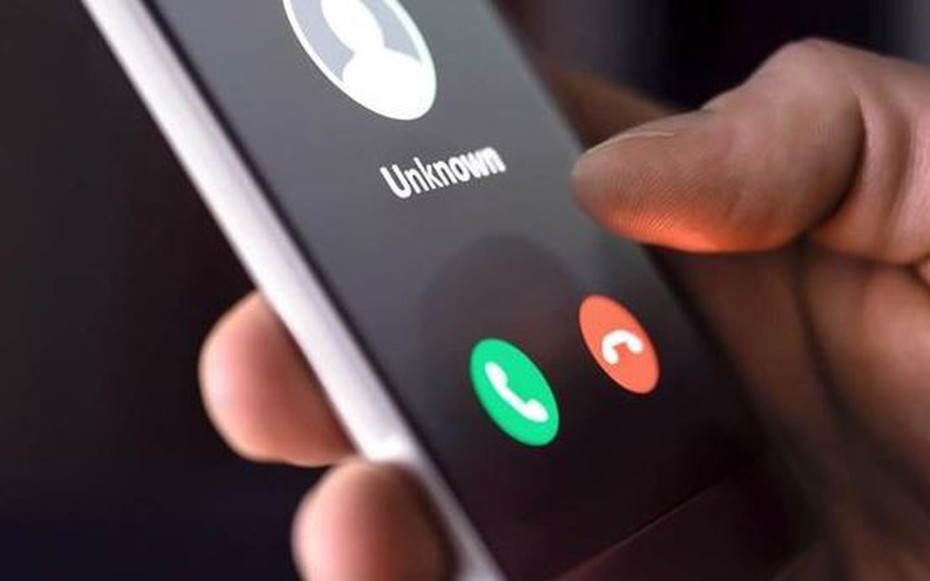 Cụ bà 81 tuổi mất hơn 16 tỷ đồng vì tin lời "người yêu" qua mạng
