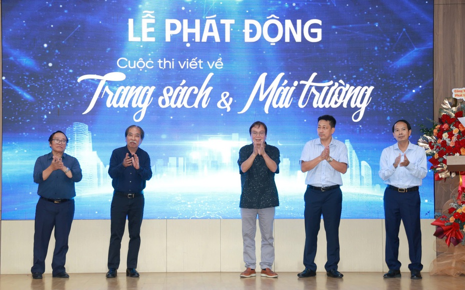 NXBGDVN khơi dậy ký ức và giá trị giáo dục từ trang sách và mái trường